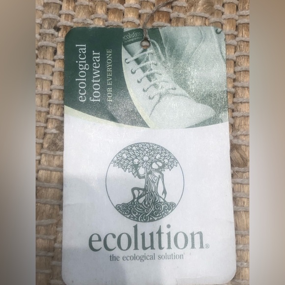 NWT ECOLUTION sustainably made girl’s sz 7 hemp/recycled tire sole xtra cushion - Picture 4 of 6